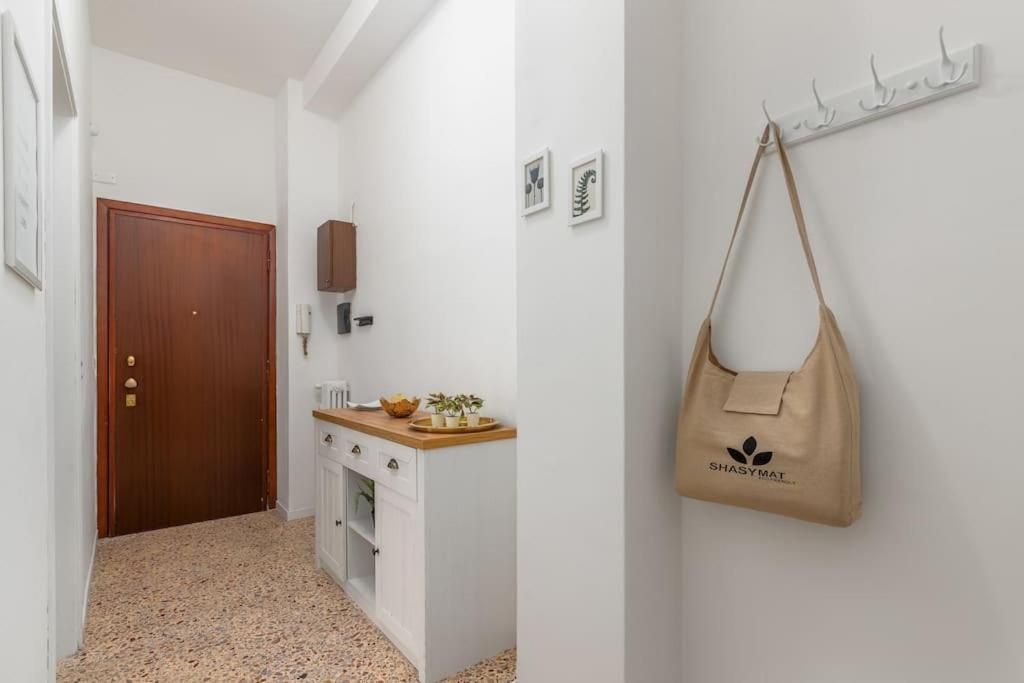 Monza Centro-Milano-Como,Suite Vicino Stazione المظهر الخارجي الصورة