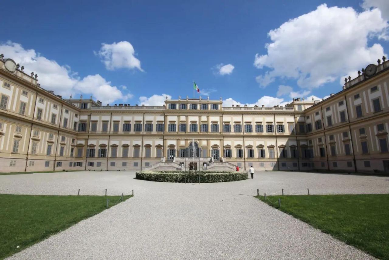 Monza Centro-Milano-Como,Suite Vicino Stazione المظهر الخارجي الصورة